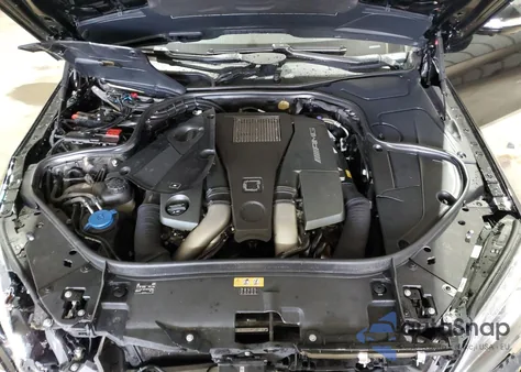 2015 Mercedes-Benz S 63 Amg z USA, uszkodzony, nr VIN WDDUG7JB5FA146070